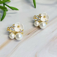 Load image into Gallery viewer, Mini Flower Jeweled Stud Earrings
