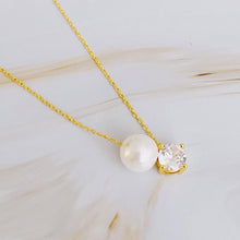 Load image into Gallery viewer, Single Pearl And Diamond Necklace
