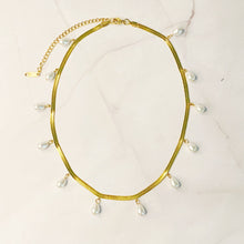 Load image into Gallery viewer, Pearl Drop Herringbone Chain Necklace
