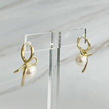 Load image into Gallery viewer, Bowed With Pearl Drop Earrings
